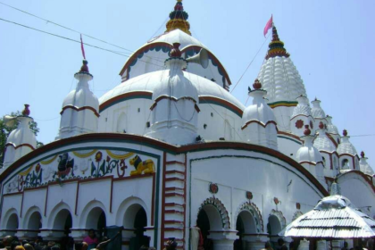Chandaneshwar Shiva temple : সর্বসাধারণের মঙ্গল কামনায় ওড়িশার চন্দনেশ্বরের শিব মন্দিরে পুজো দিলেন তৃণমূল প্রার্থী জুন মালিয়া।