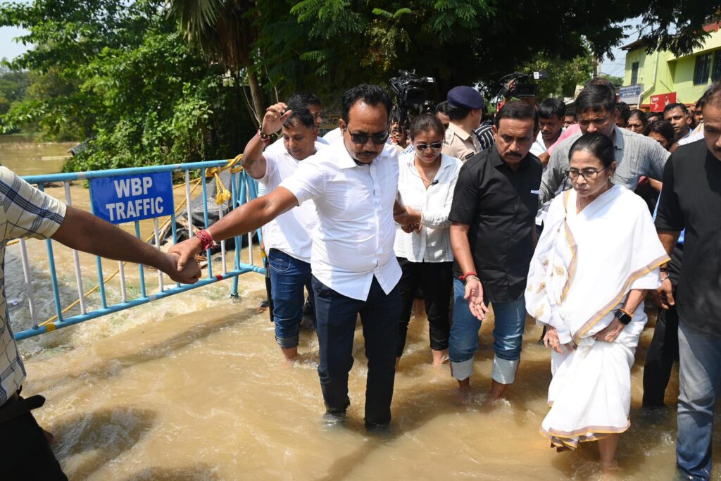 Mamata Banerjee inspects the flood situation