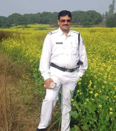 suspended SI Monoranjan Mondol